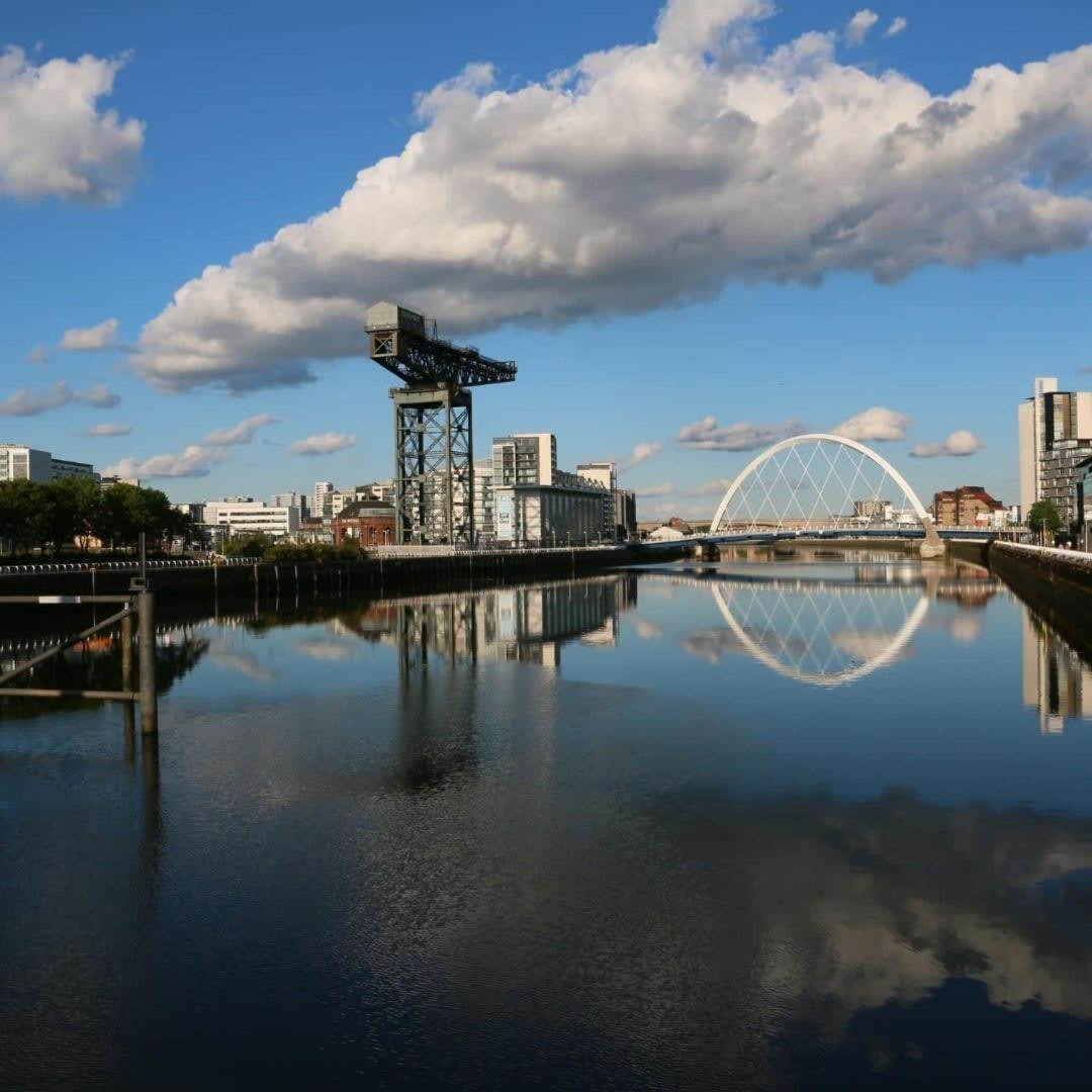 Modern And Refurbished Flat In Merchant City Glasgow Exteriör bild